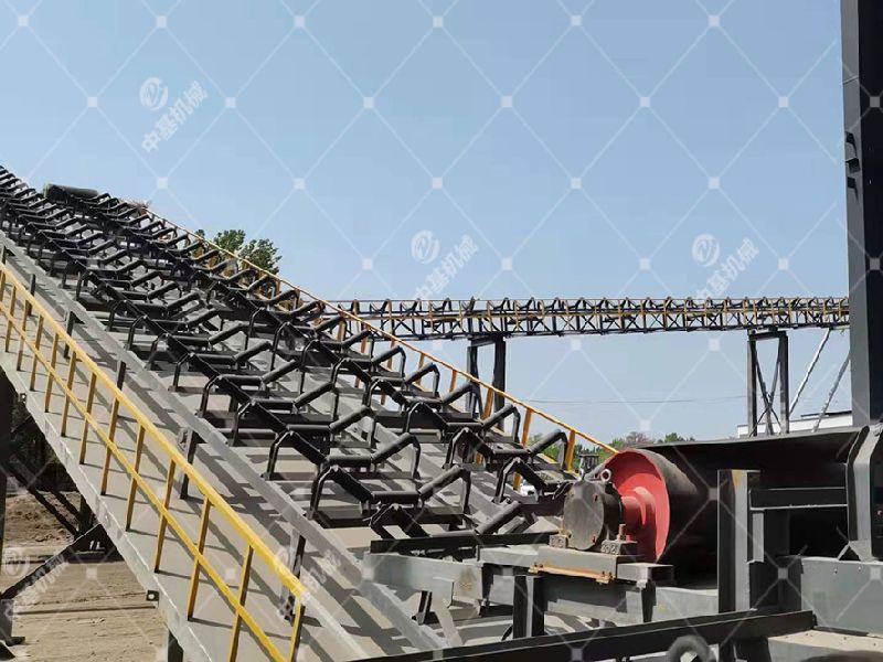 中基皮带输送机 质量(liang)可靠 性能优越(yue) 值得信赖