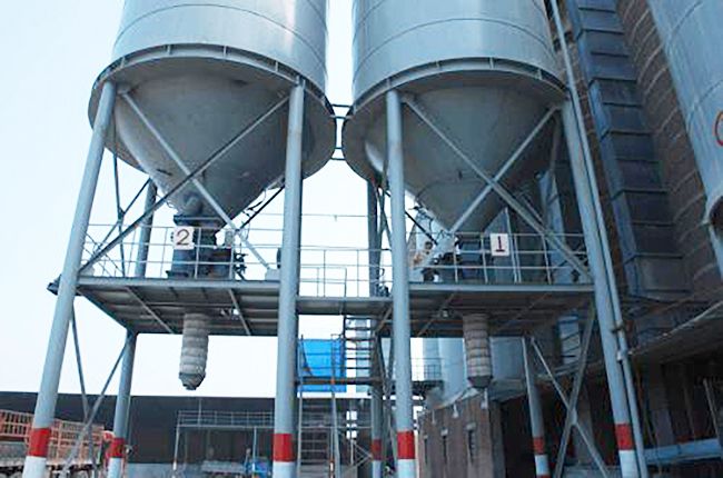  库底(di)无尘散装机 认准中(zhong)基机械